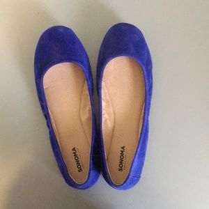 Royal blue ballet flats